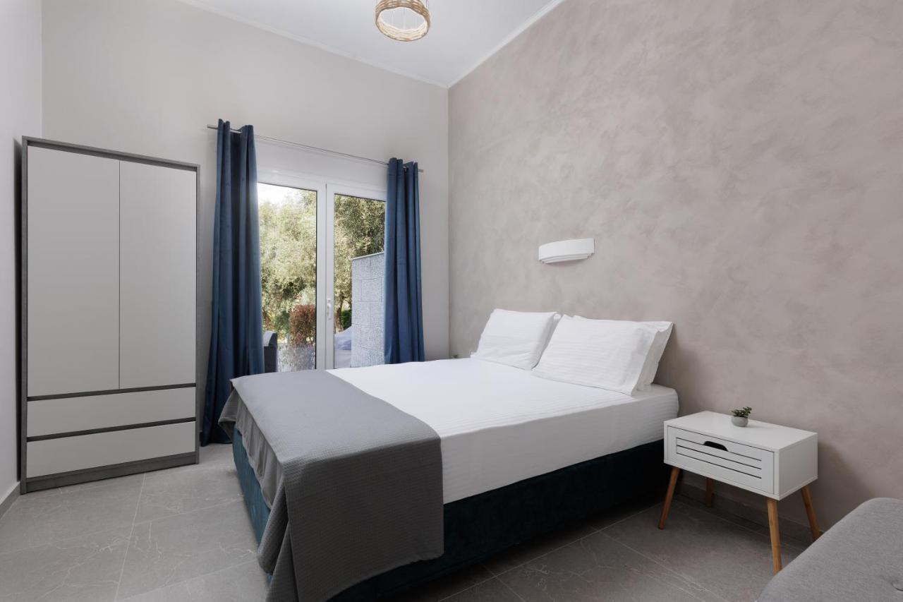 The Lake Apartments كومينو المظهر الخارجي الصورة
